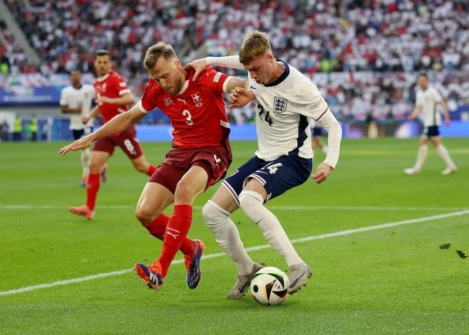 Thủ môn câu giờ sẽ bị phạt