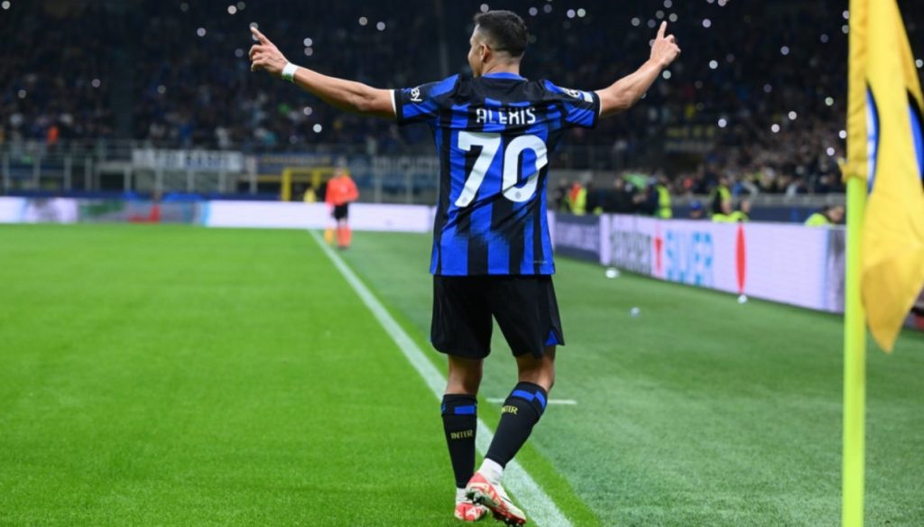 Hiệp 1 khép lại với tỷ số 1-1 đầy căng thẳng giữa 2 đội