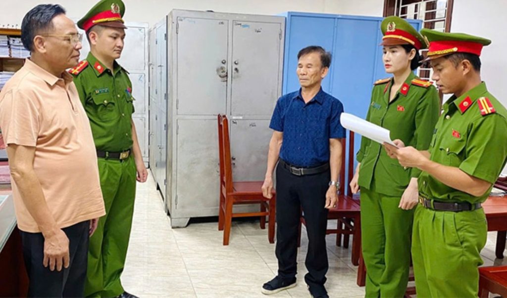 Ông Cao Tiến Đoan bị bắt do các bê bối liên quan đến vi phạm kế toán