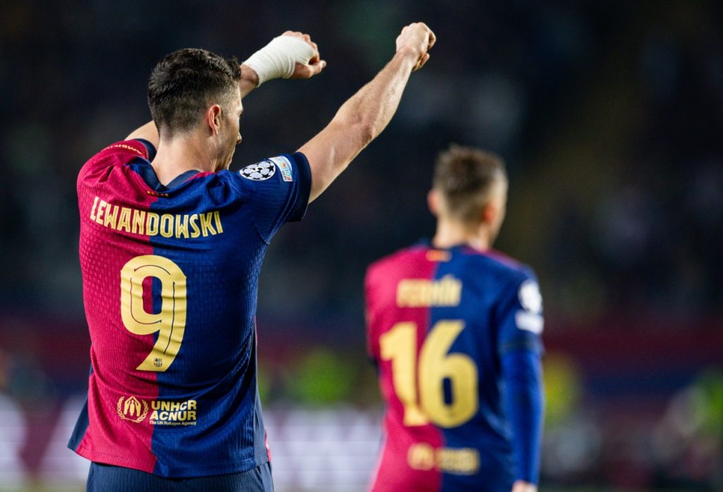 Barcelona cần đẩy nhanh xây dựng một đội hình kế thừa cho tương lai không có Lewandowski