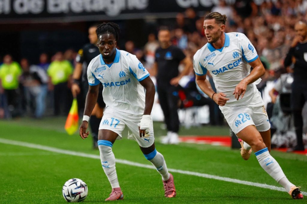 Diễn biến xảy ra trong trận đấu của hai CLB rất kịch tính